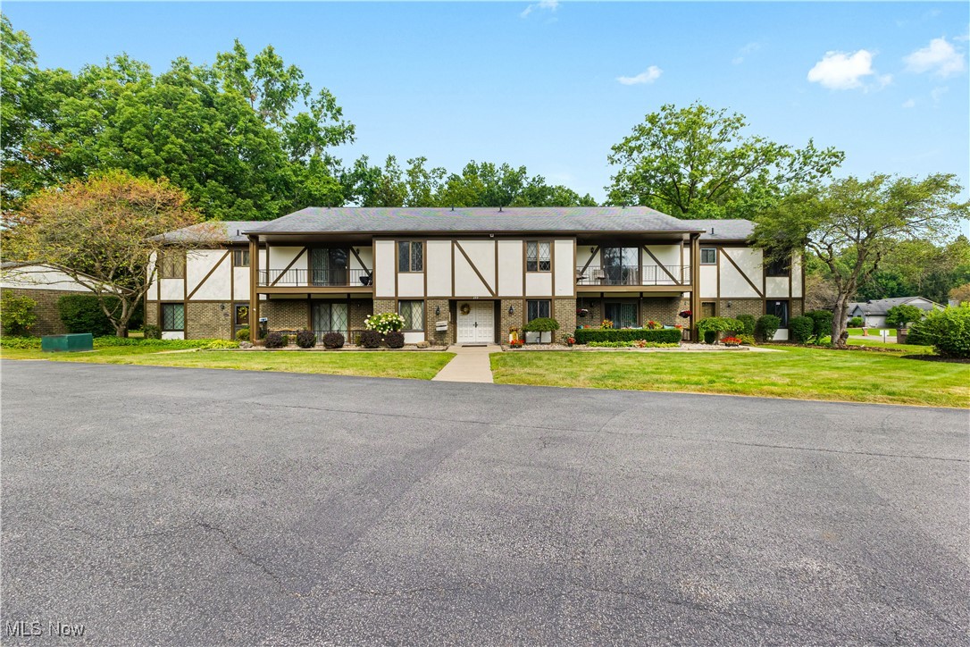 399 Quarry Lane NE F