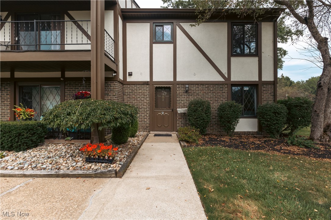 399 Quarry Lane NE F