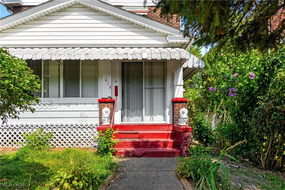618 Lee Avenue