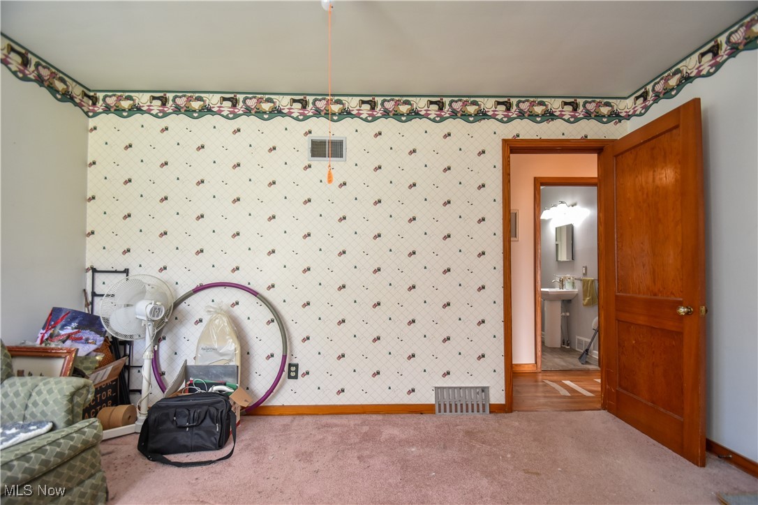 4574 Warren Meadville Road