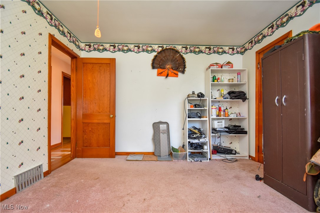 4574 Warren Meadville Road