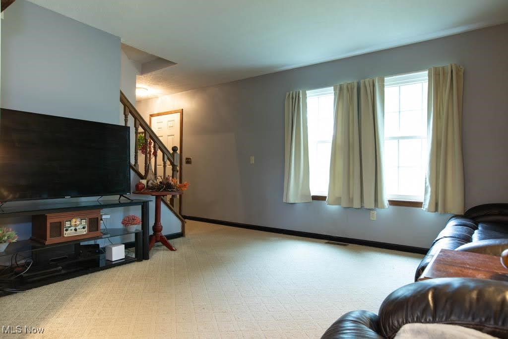 113 Leffingwell Drive