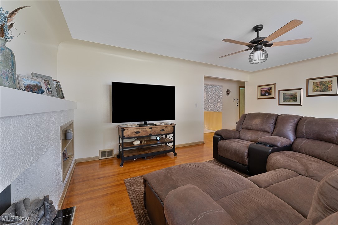 2163 Cranbrook Drive