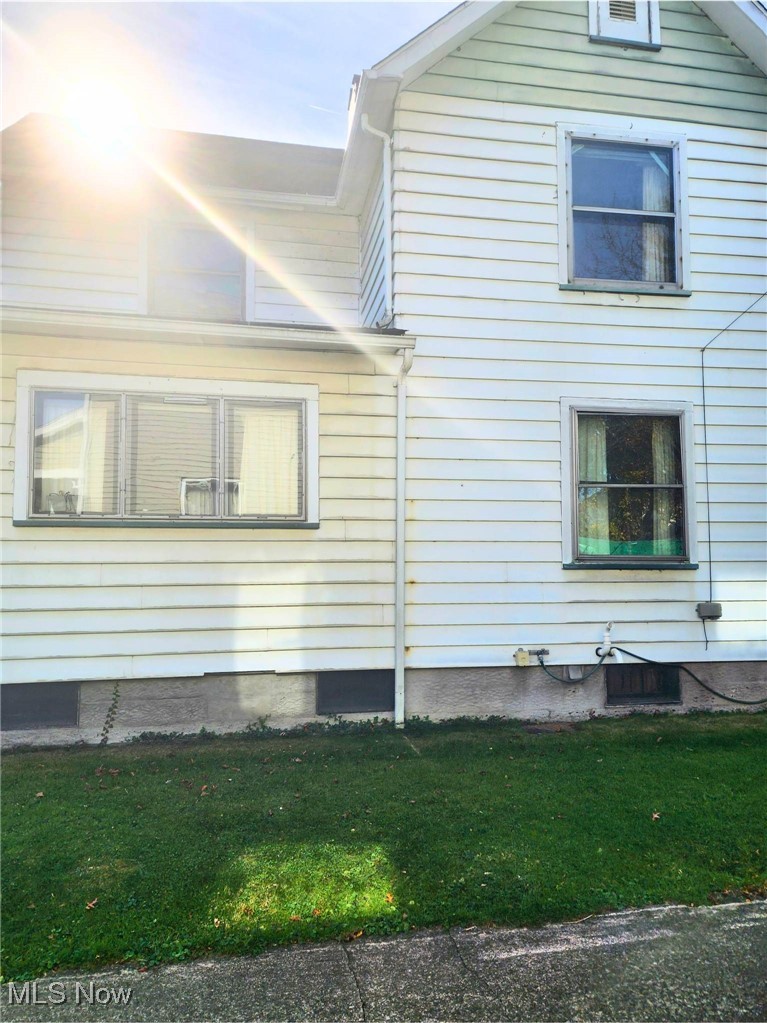 120 Whitney Avenue S