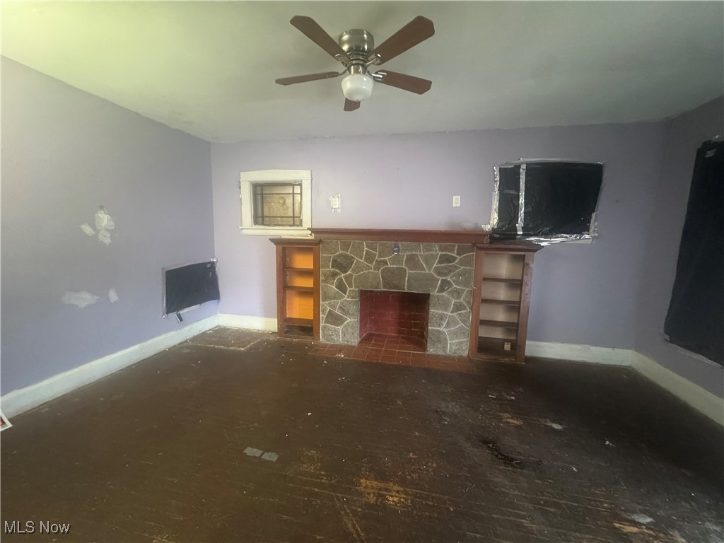 27 W Avondale Avenue