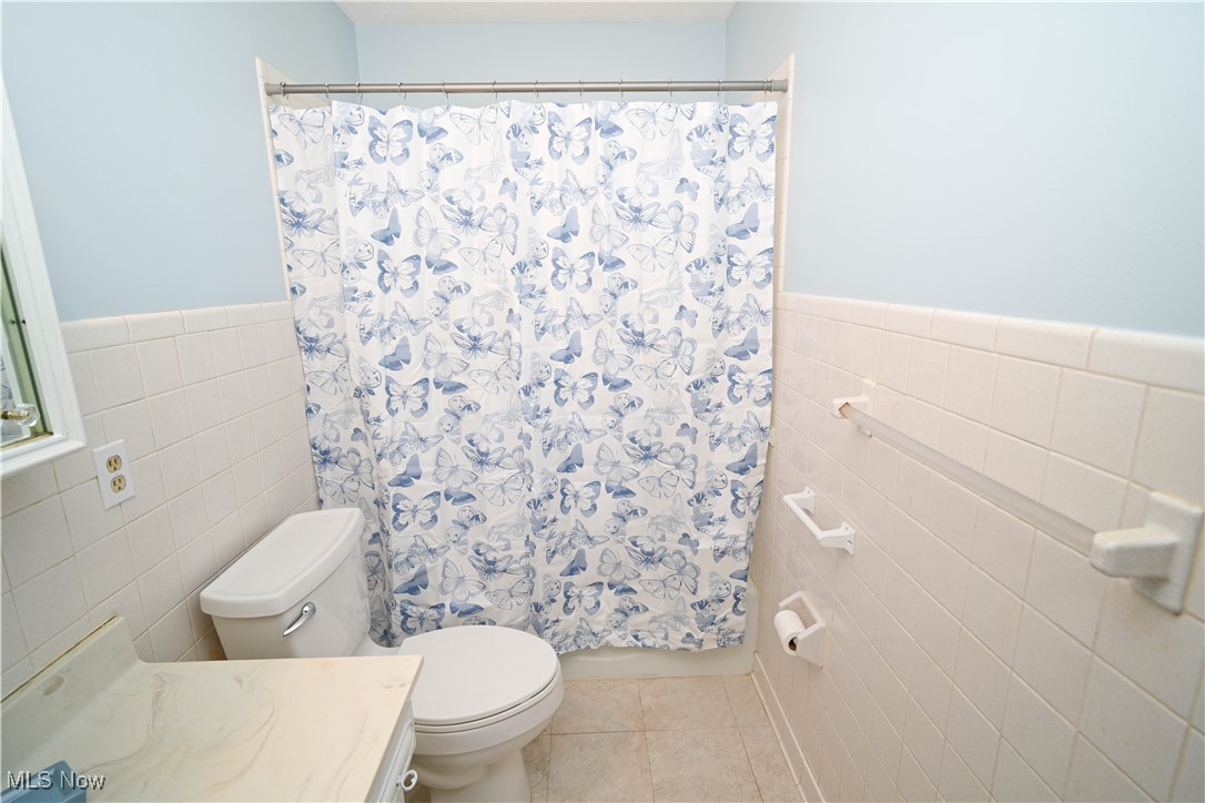 1768 Penny Lane