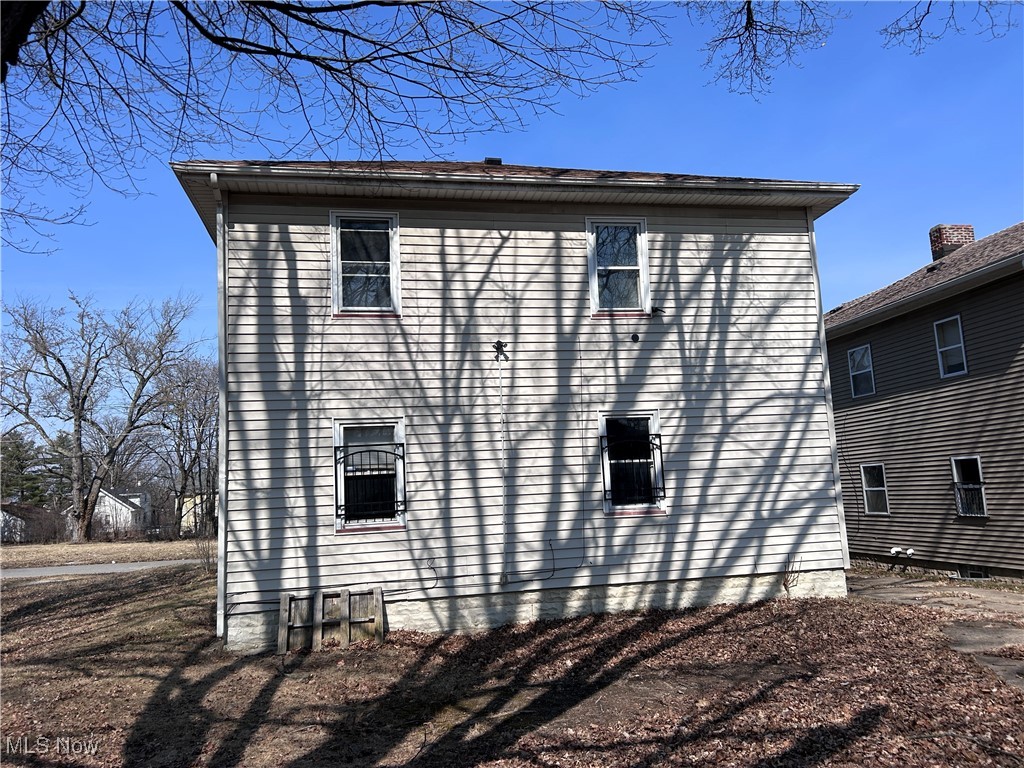 81 Hilton Avenue