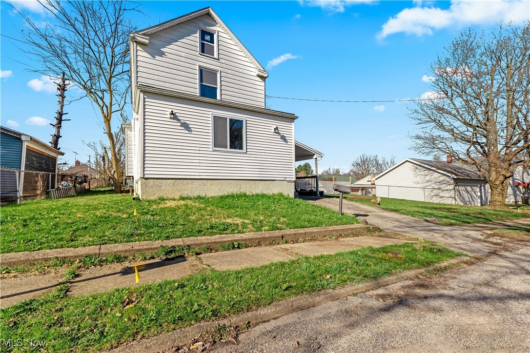 2424 Wilcox Street