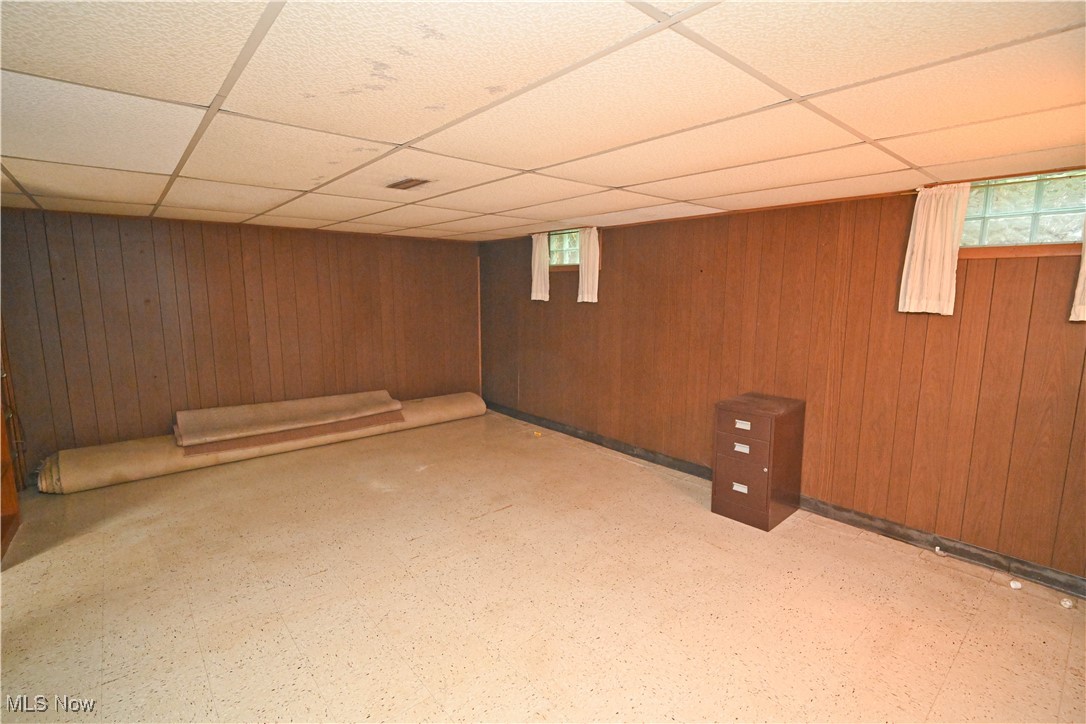 388 Meadowbrook Avenue