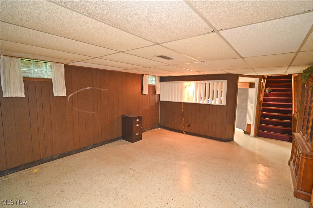 388 Meadowbrook Avenue