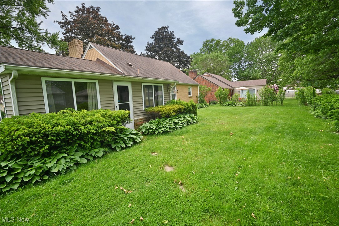 388 Meadowbrook Avenue
