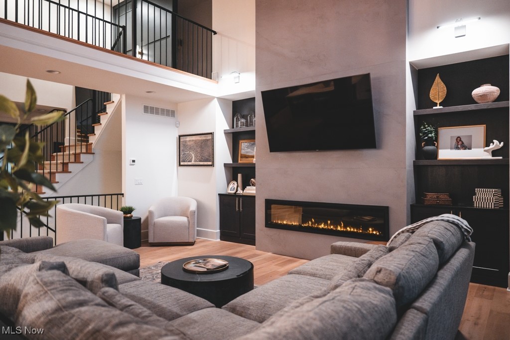 7363 Kempton Court