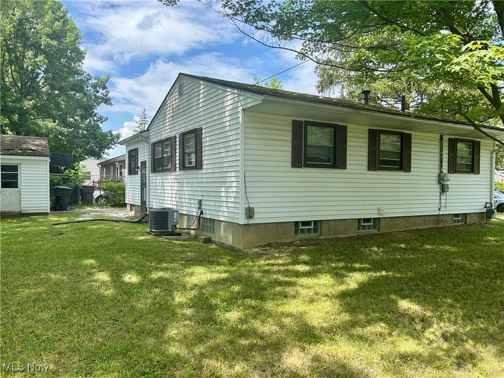 1345 Autumn Drive NW