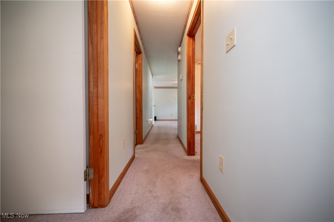 125 W Texas Avenue