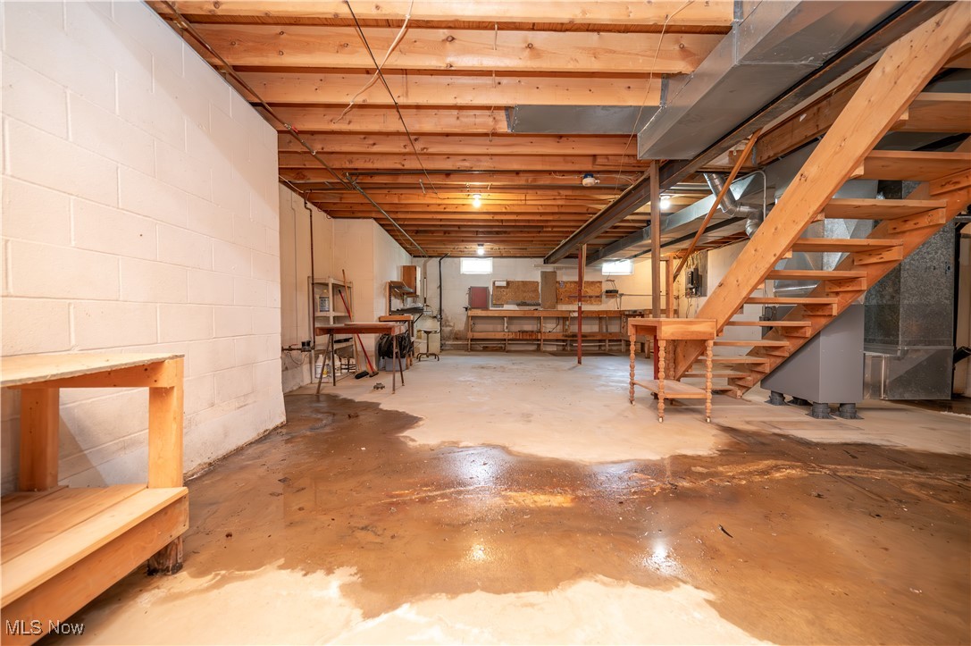 125 W Texas Avenue