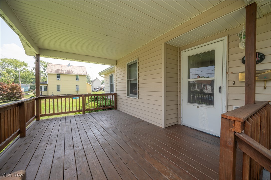 125 W Texas Avenue