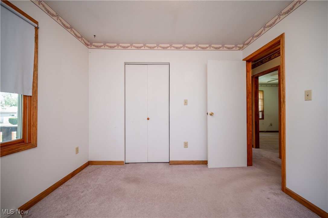125 W Texas Avenue