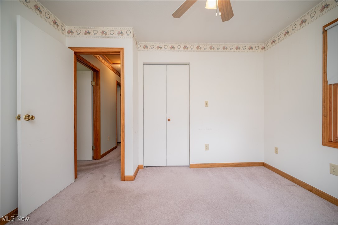 125 W Texas Avenue