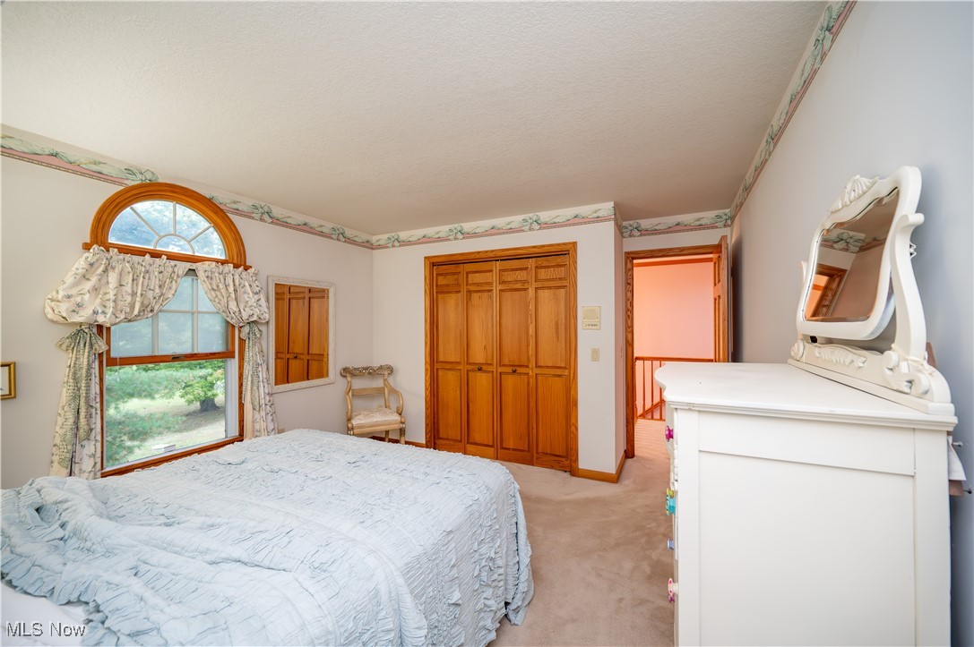 6261 Whispering Meadows Drive