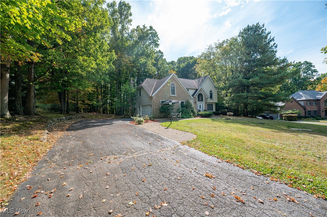 6261 Whispering Meadows Drive