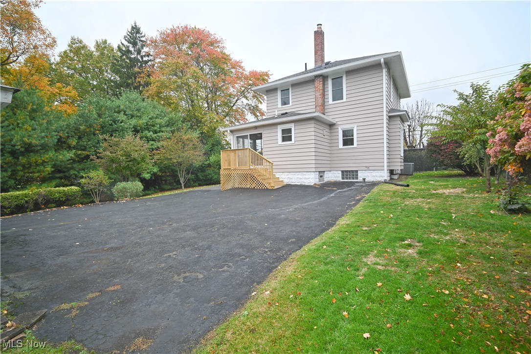 2667 Center Road