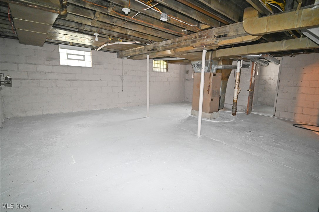 2667 Center Road