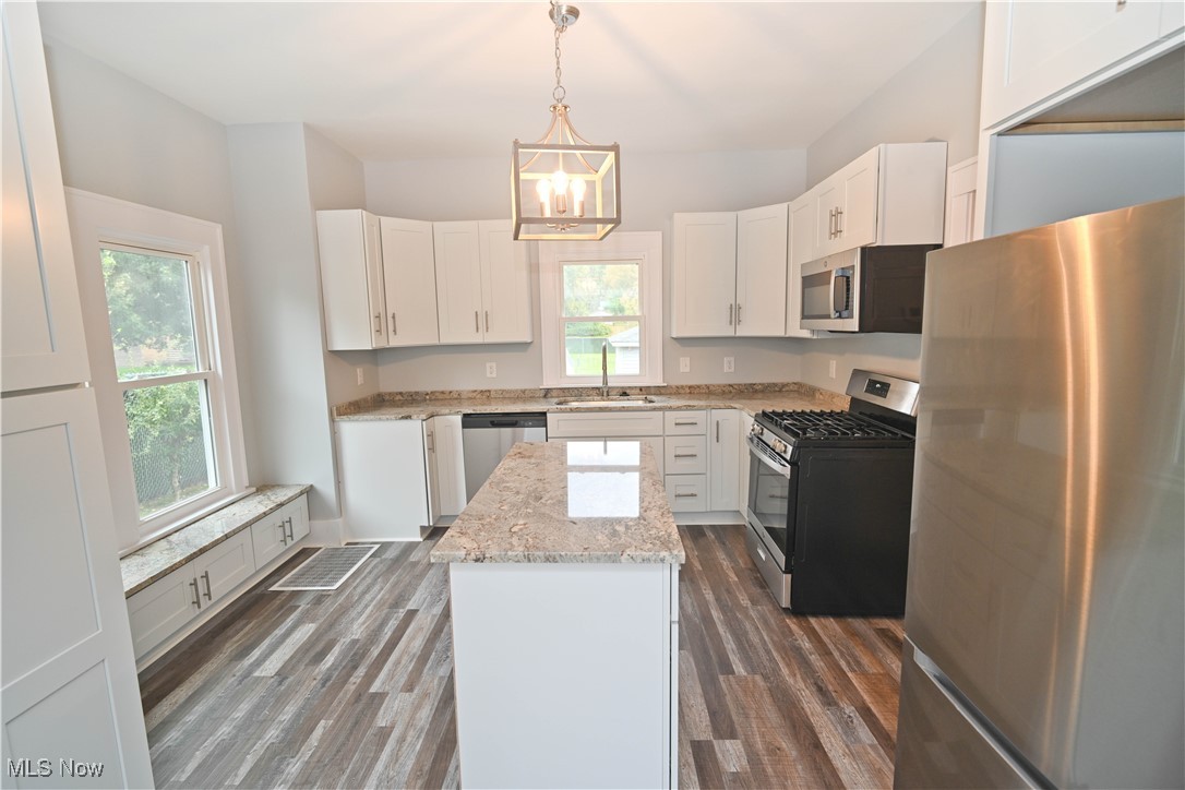 2667 Center Road