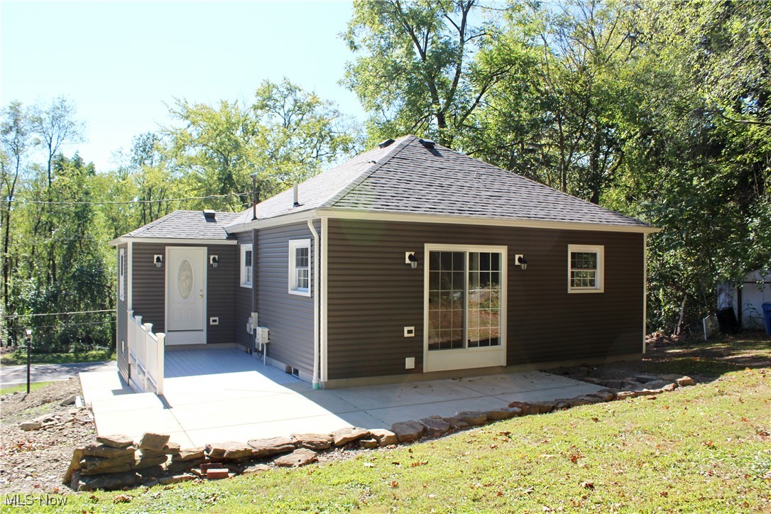 816 Youngstown Lowellville Road