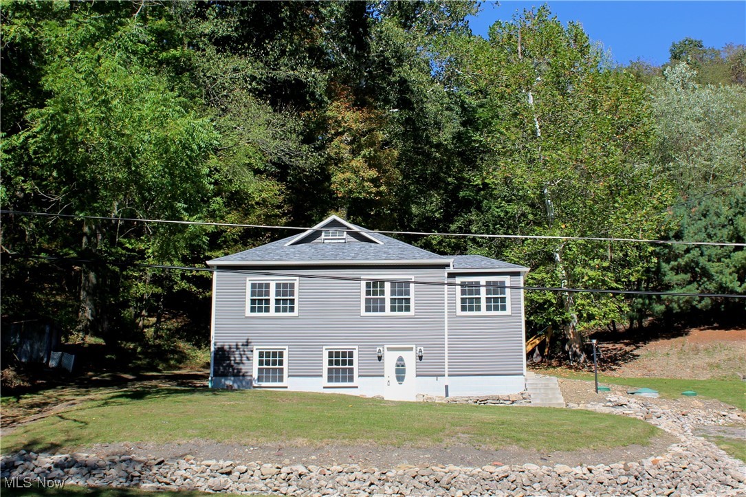 816 Youngstown Lowellville Road