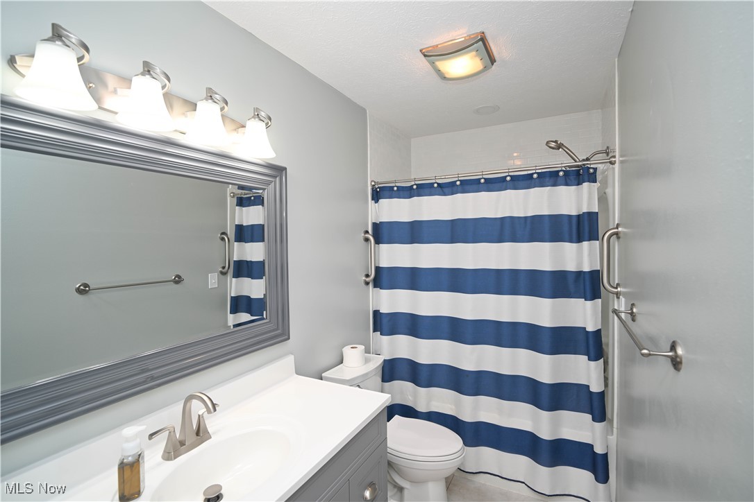 6856 Berry Blossom Drive