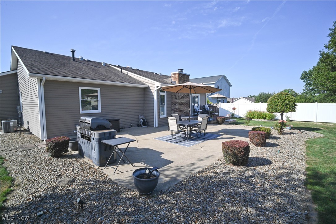 6856 Berry Blossom Drive