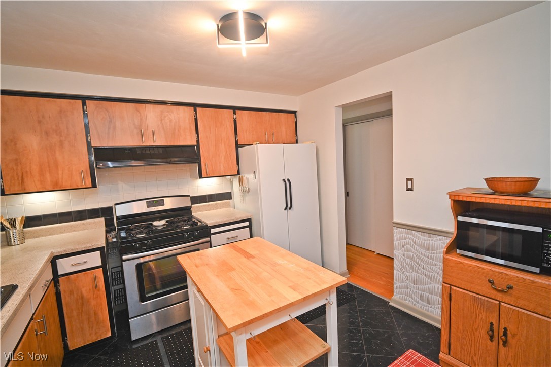3811 Artmar Drive