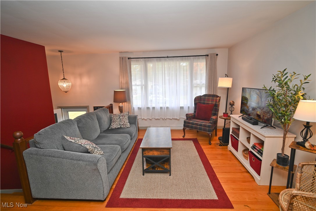 3811 Artmar Drive