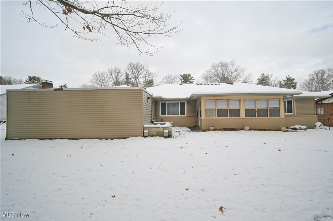 85 Lake Shore Drive