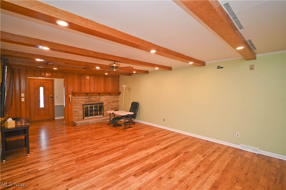 85 Lake Shore Drive
