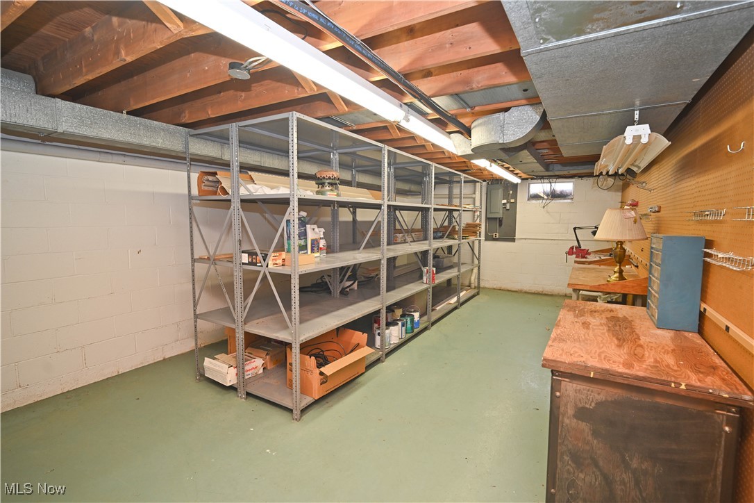 85 Lake Shore Drive