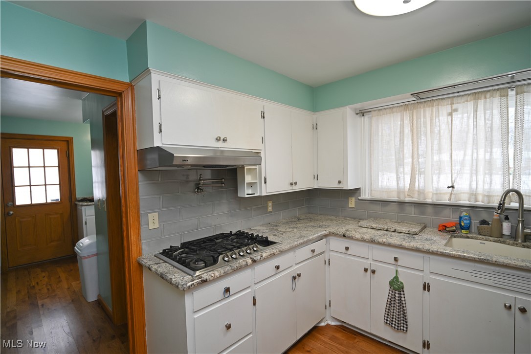 85 Lake Shore Drive