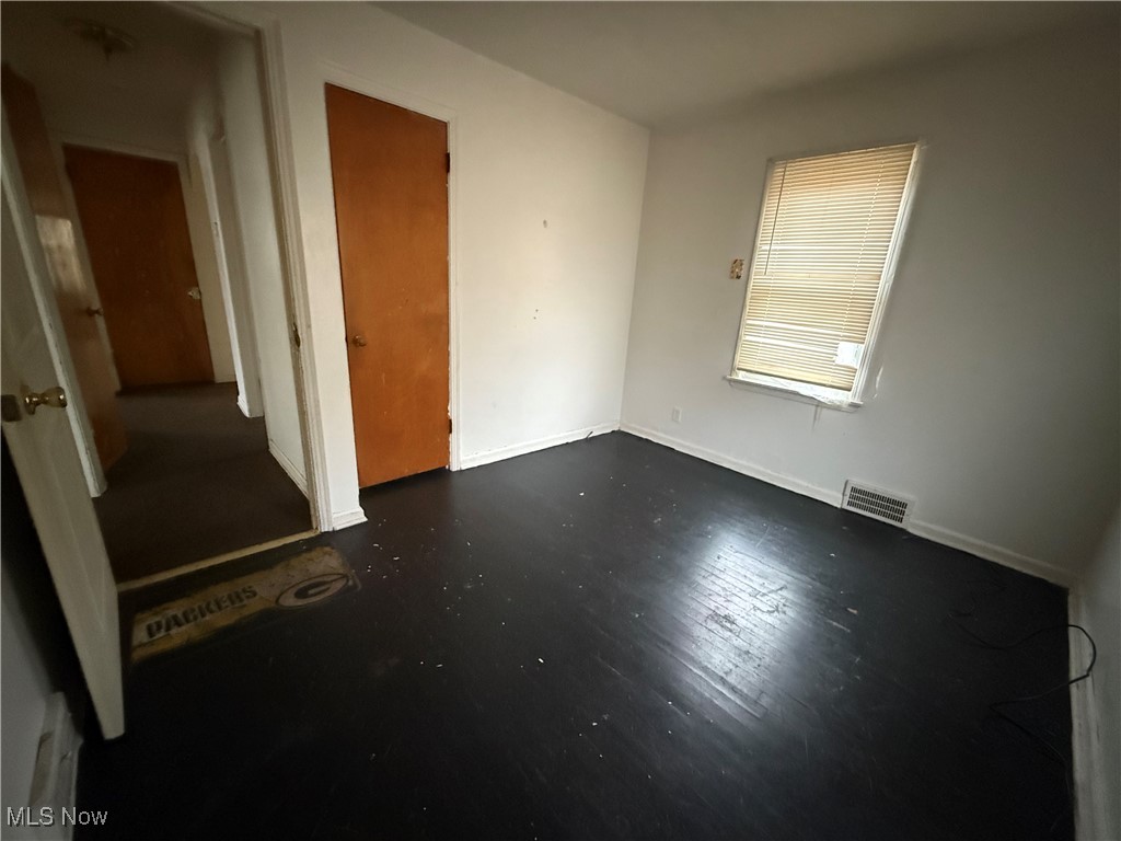 95 E Earle Avenue