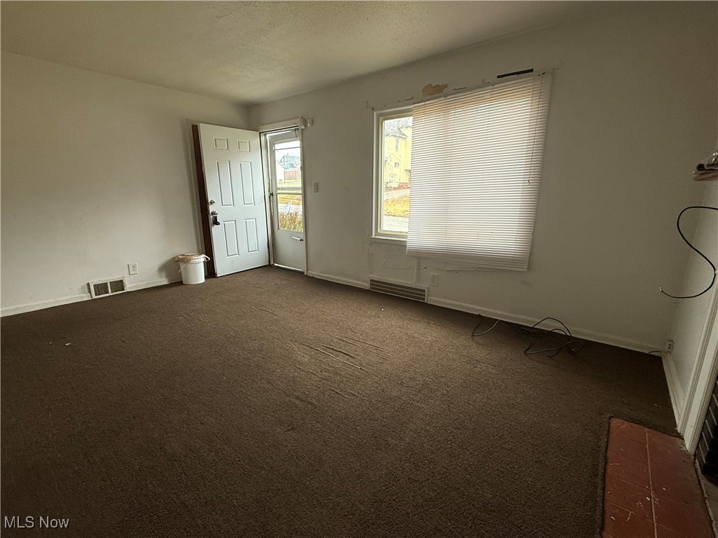 95 E Earle Avenue