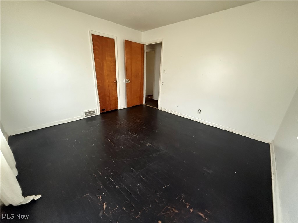 95 E Earle Avenue