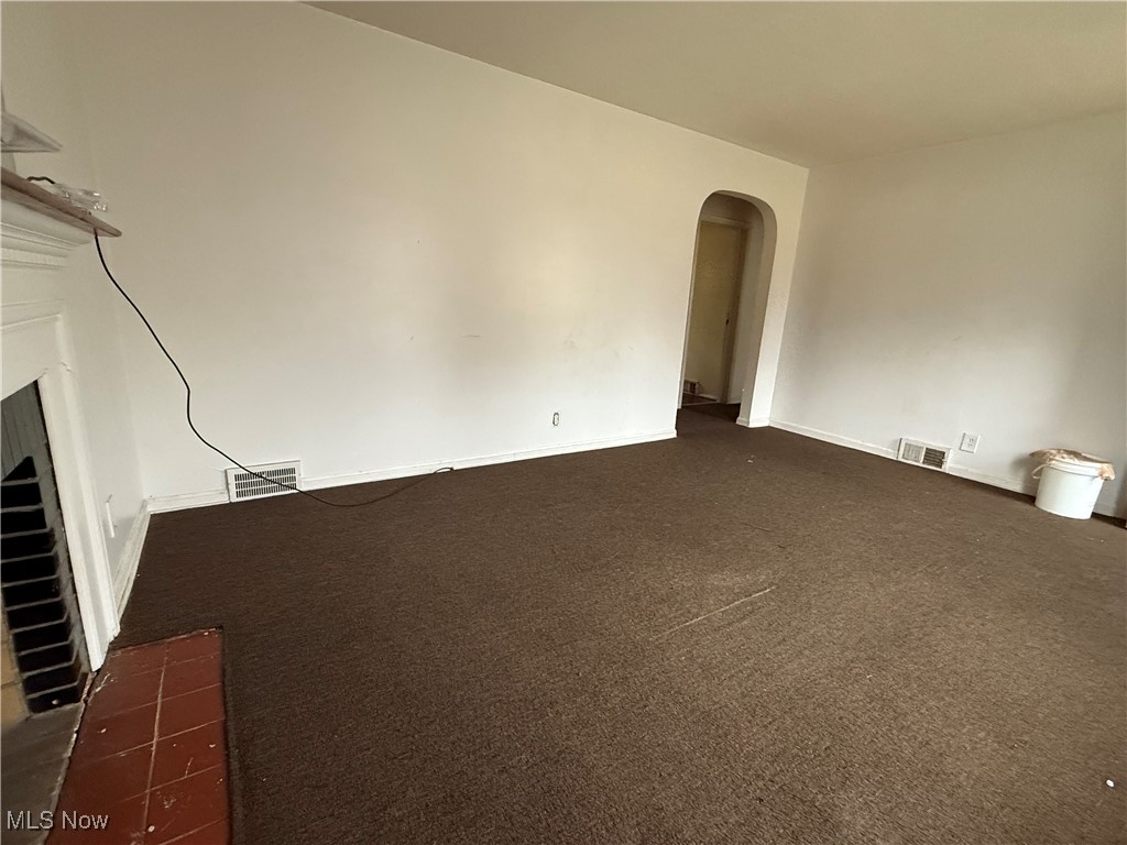 95 E Earle Avenue
