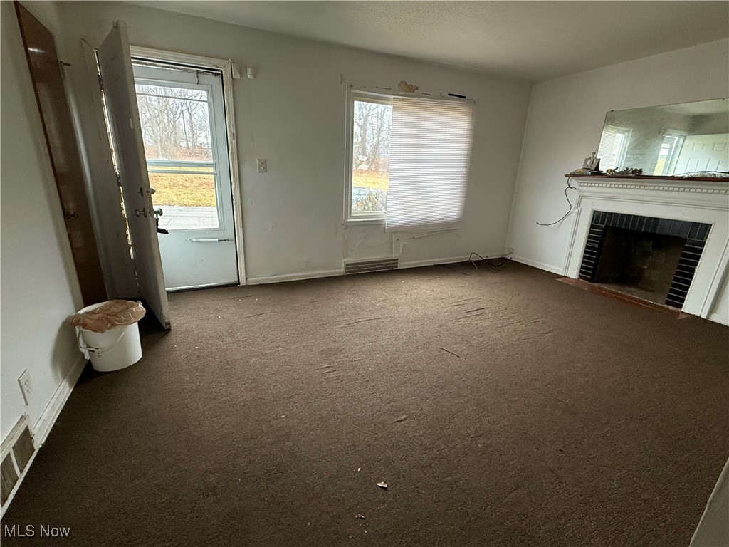 95 E Earle Avenue