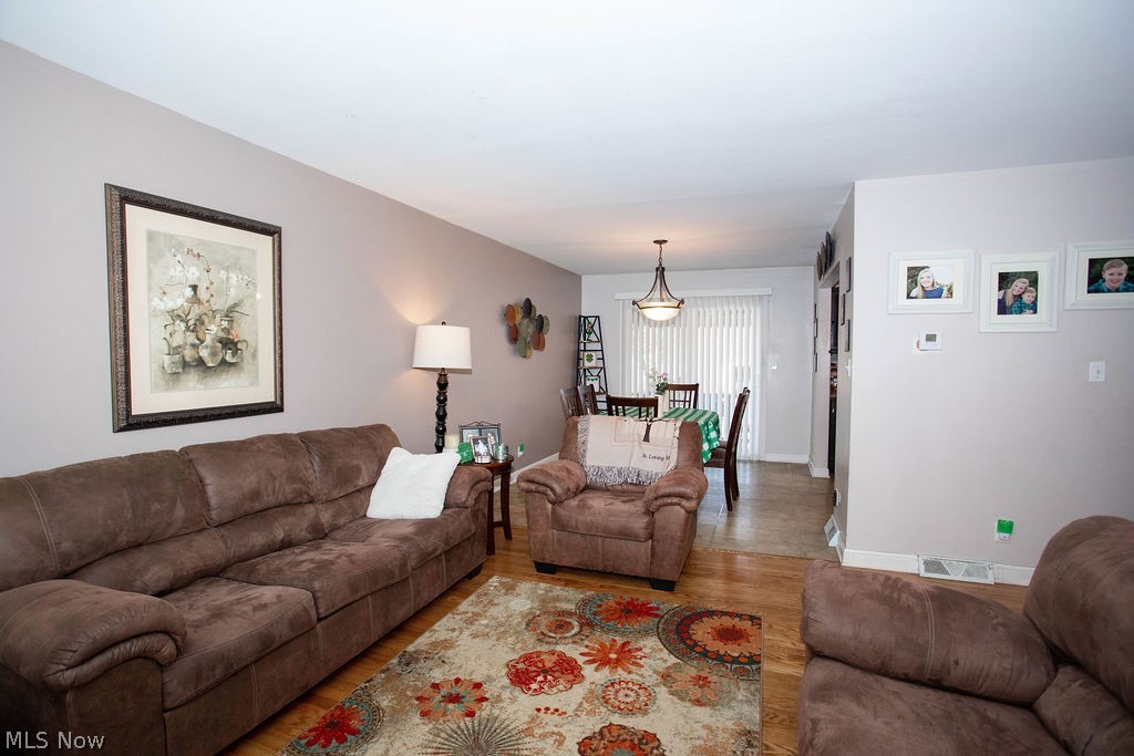 3490 Warwick Court