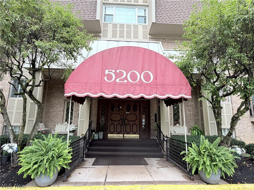 5200 West Boulevard 505
