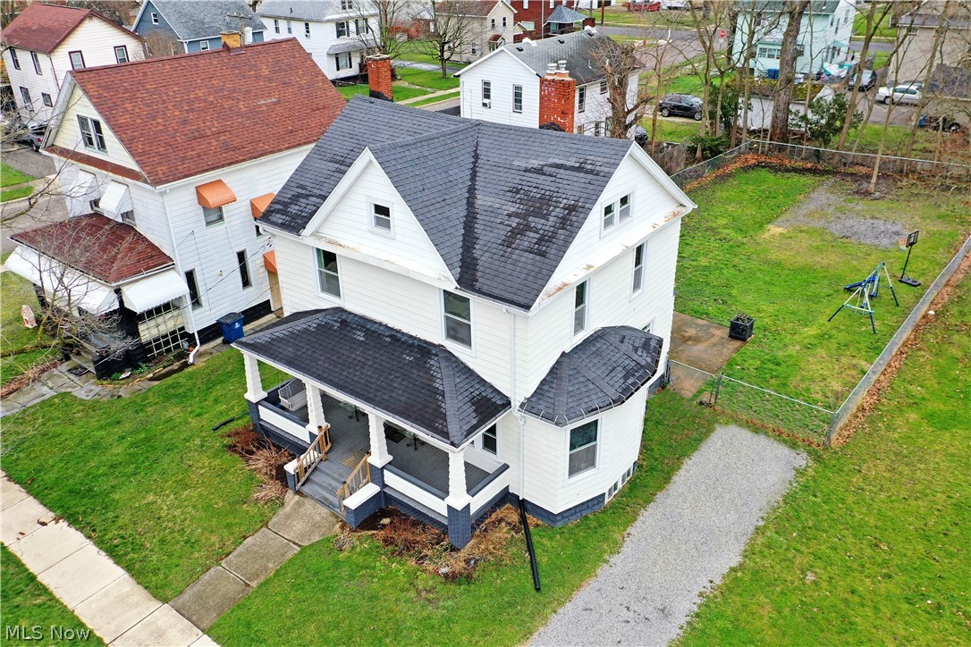 163 N Chestnut Avenue