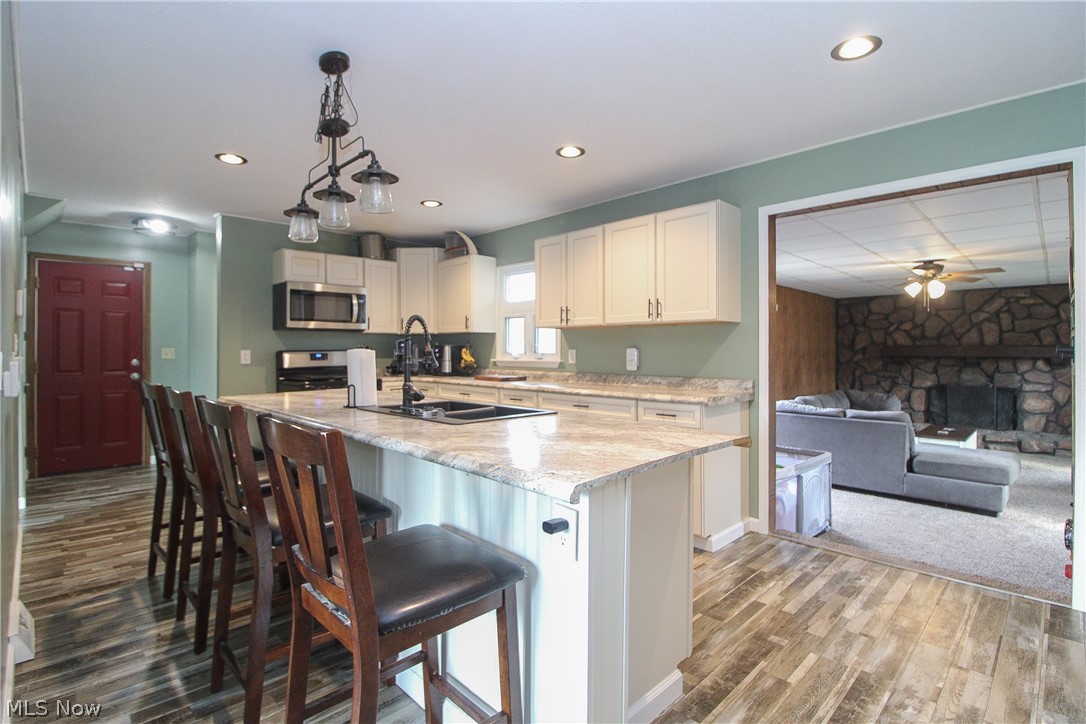 1913 Cloverbrook Drive