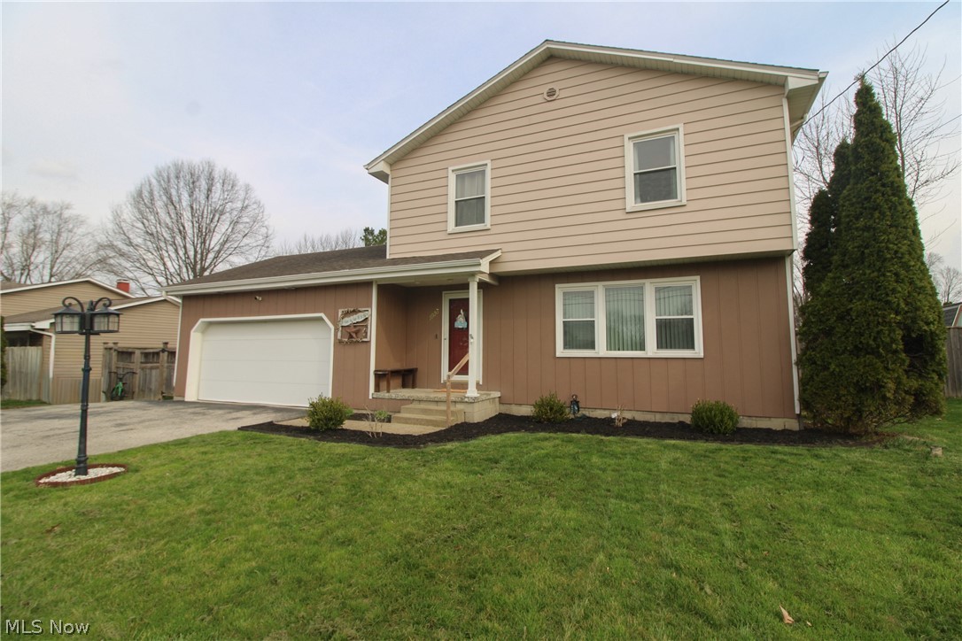 1913 Cloverbrook Drive