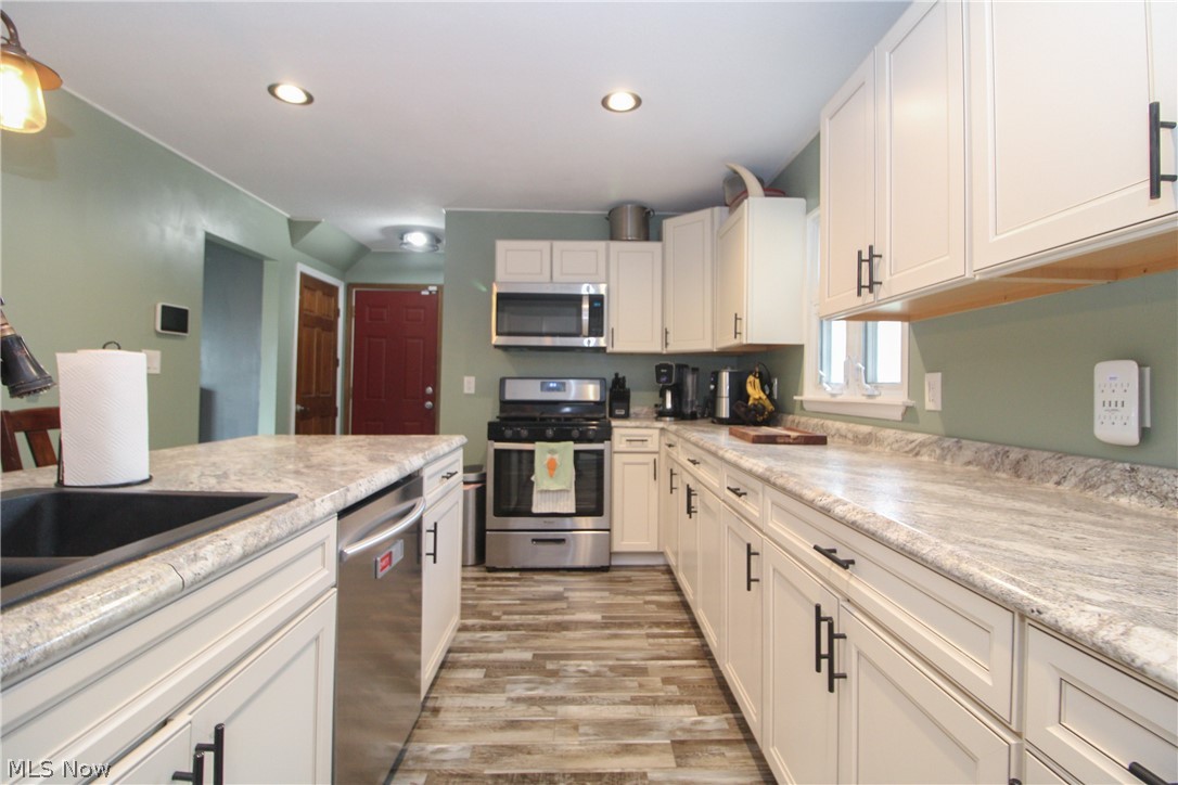 1913 Cloverbrook Drive