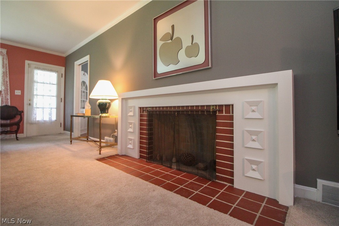 804 Crestview Drive