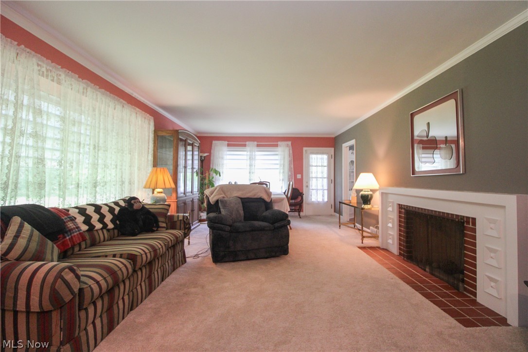 804 Crestview Drive